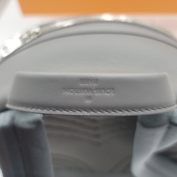 Louis Vuitton backpack NWT - Picture 3 of 9